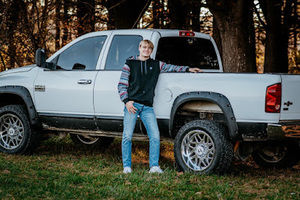 Meet your Posher, Bobby